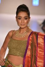 Model walks for Shaina NC showcases her bridal line at Weddings at Westin show with Jewellery by gehna on 5th May 2013 (175).JPG
